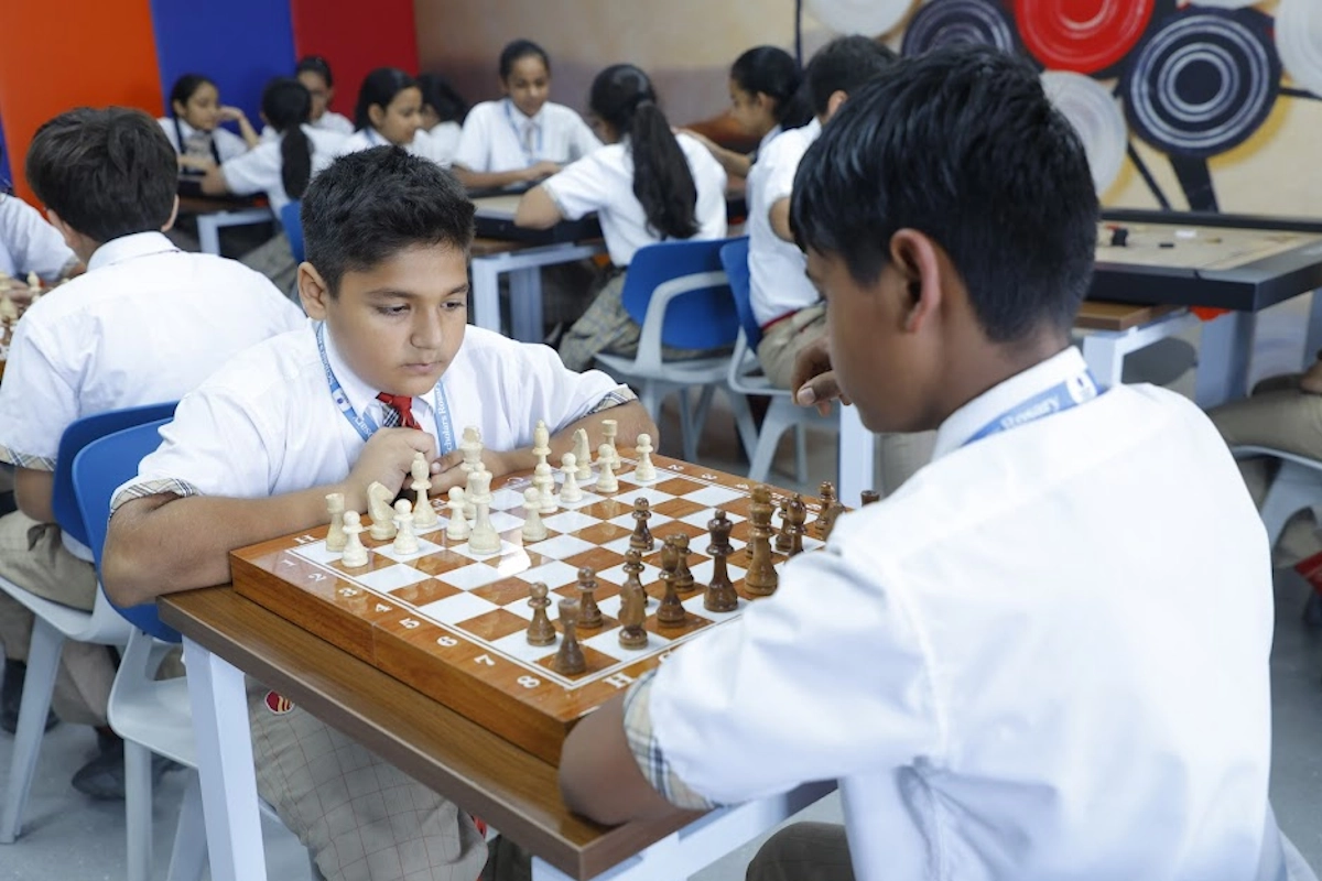 schollar_rosary_image_15.webp